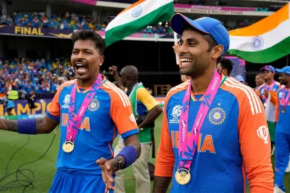 An image of Suryakumar and Hardik celebrating India's T20 World Cup victory