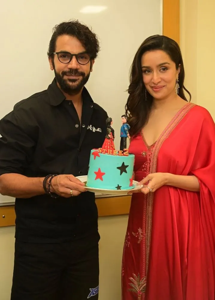 An image of Rajkummar Rao and Shraddha Kapoor promoting Stree 2 in Kolkata