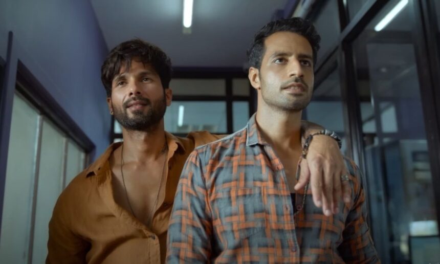 Shahid Kapoor (L), Bhuvan Arora (R)